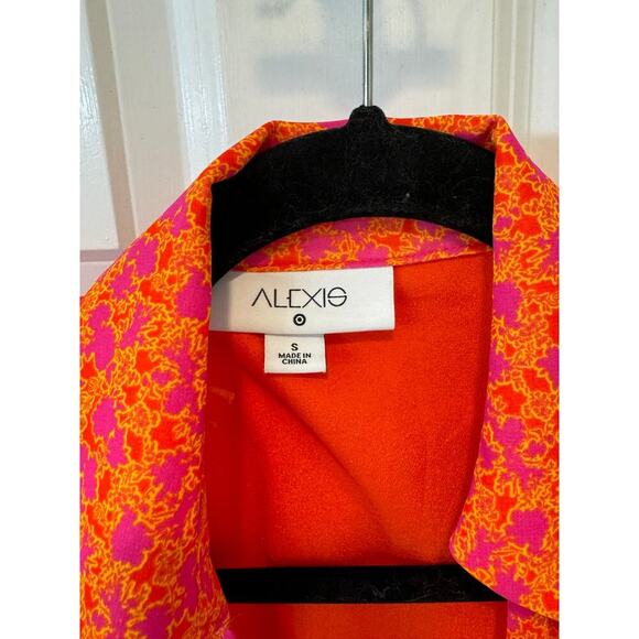 Alexis Floral Flutter Sleeve Pleated Wrap Dress sz small - Picture 7 of 9